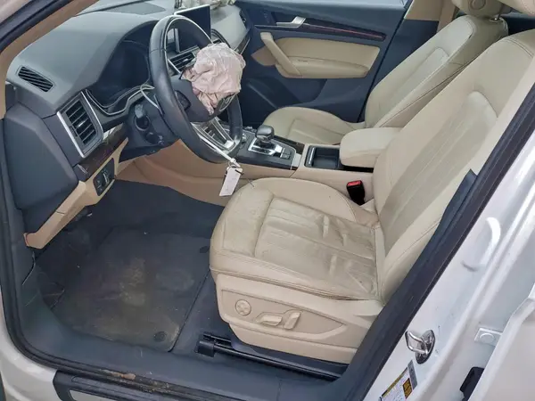 WA1BNAFY8J2204820 2018 AUDI Q5 - Image 8