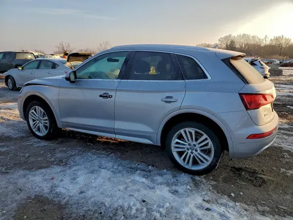 WA1BNAFY8J2206874 2018 AUDI Q5 - Image 2