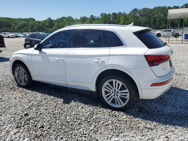 WA1BNAFY8J2210052 2018 AUDI Q5 - Image 2