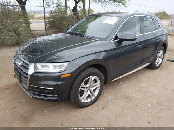 WA1BNAFY8J2213033 2018 AUDI Q5 - Image 2