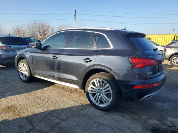 WA1BNAFY8J2218684 2018 AUDI Q5 - Image 2