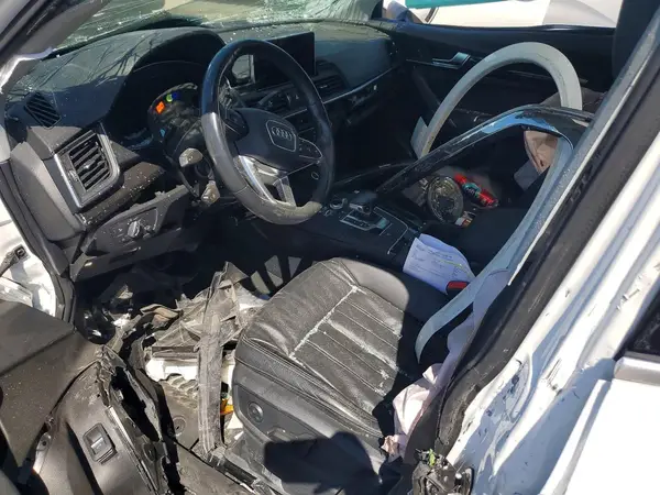 WA1BNAFY8J2228549 2018 AUDI Q5 - Image 8