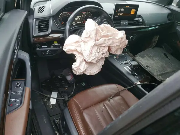WA1BNAFY8J2235811 2018 AUDI Q5 - Image 8