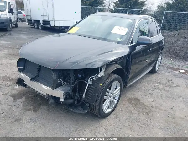 WA1BNAFY8J2247585 2018 AUDI Q5 - Image 2