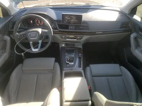WA1BNAFY8K2018843 2019 AUDI Q5 - Image 8