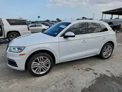 WA1BNAFY8K2022083 2019 AUDI Q5