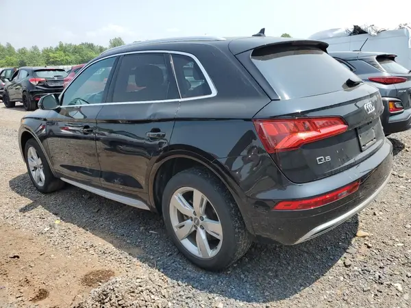 WA1BNAFY8K2023458 2019 AUDI Q5 - Image 2