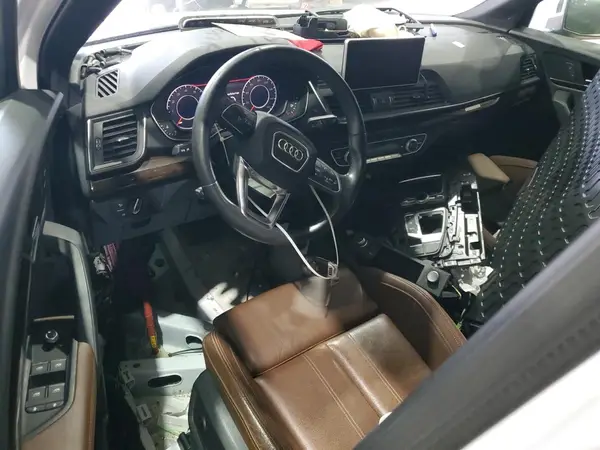 WA1BNAFY8K2029843 2019 AUDI Q5 - Image 8