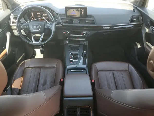 WA1BNAFY8K2033892 2019 AUDI Q5 - Image 8