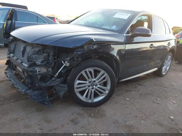 WA1BNAFY8K2036369 2019 AUDI Q5 - Image 2