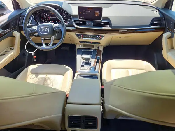 WA1BNAFY8K2036713 2019 AUDI Q5 - Image 8
