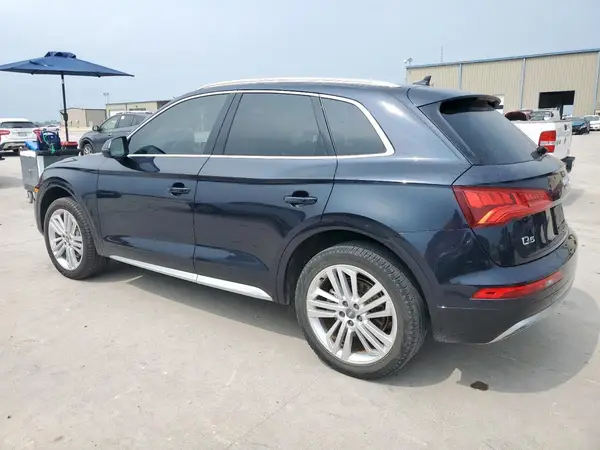 WA1BNAFY8K2036873 2019 AUDI Q5 - Image 2