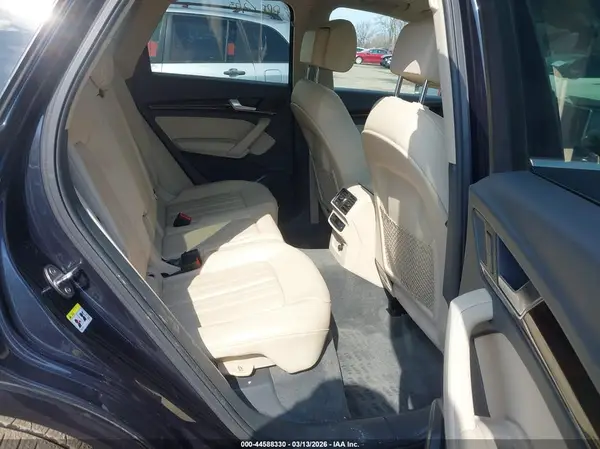 WA1BNAFY8K2038168 2019 AUDI Q5 - Image 8