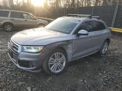 WA1BNAFY8K2048666 2019 AUDI Q5