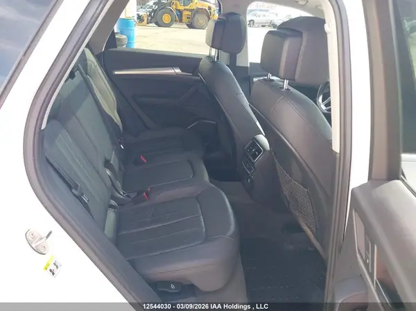 WA1BNAFY8K2050918 2019 AUDI Q5 - Image 8