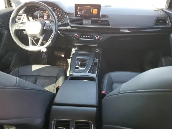 WA1BNAFY8K2051437 2019 AUDI Q5 - Image 8