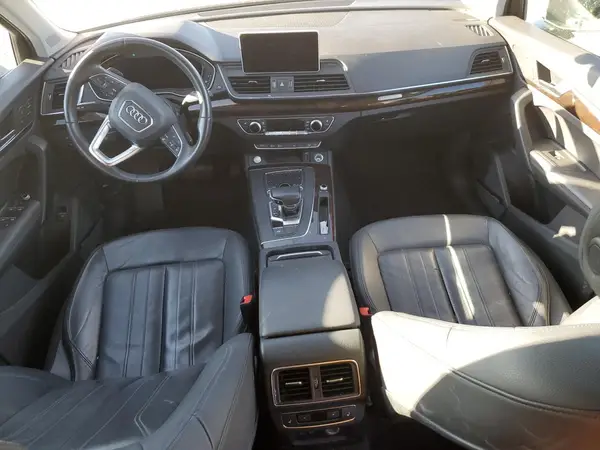 WA1BNAFY8K2053043 2019 AUDI Q5 - Image 8