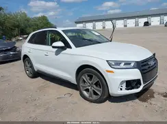 WA1BNAFY8K2054208 2019 AUDI Q5