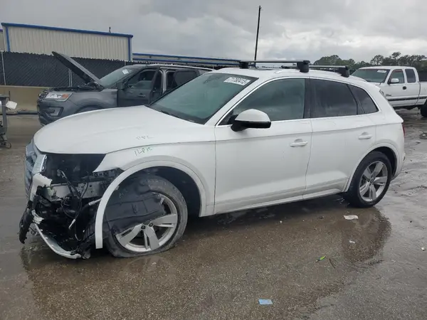 WA1BNAFY8K2062115 2019 AUDI Q5 - Image 2