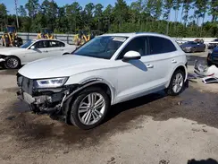 WA1BNAFY8K2069596 2019 AUDI Q5