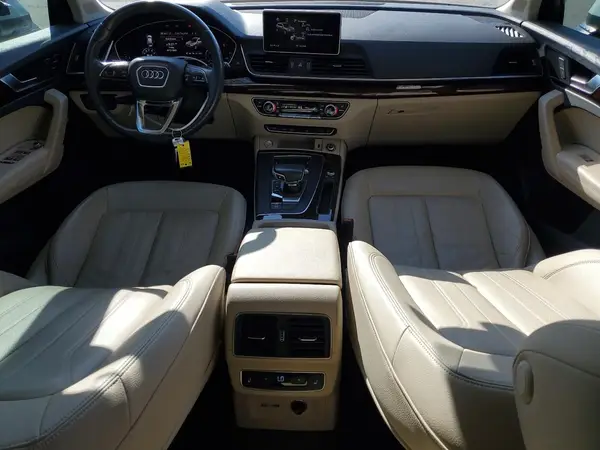 WA1BNAFY8K2069596 2019 AUDI Q5 - Image 8