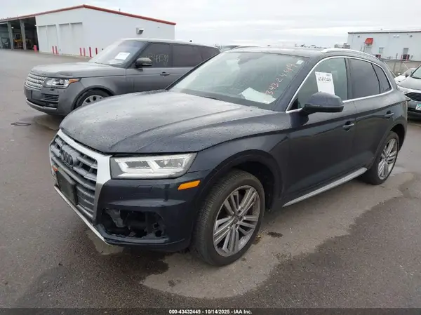 WA1BNAFY8K2069615 2019 AUDI Q5 - Image 2
