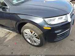 WA1BNAFY8K2072031 2019 AUDI Q5
