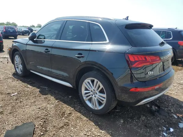 WA1BNAFY8K2079190 2019 AUDI Q5 - Image 2