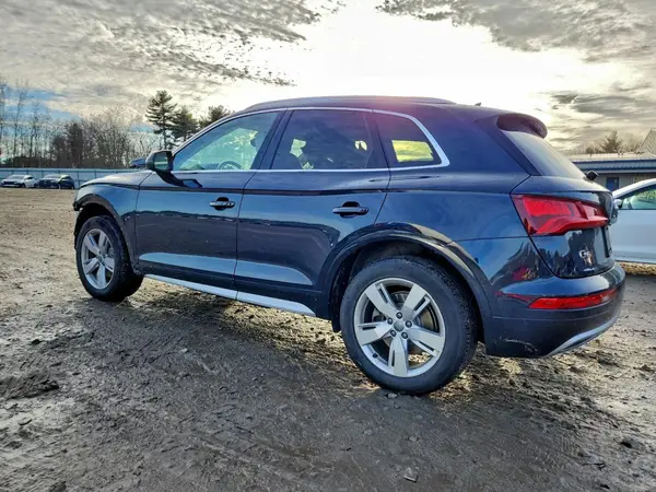 WA1BNAFY8K2080789 2019 AUDI Q5 - Image 2