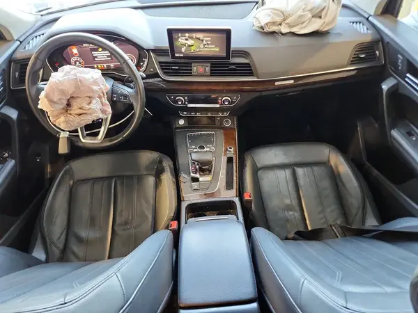 WA1BNAFY8K2090660 2019 AUDI Q5 - Image 8