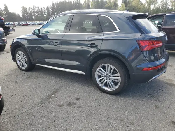 WA1BNAFY8K2094871 2019 AUDI Q5 - Image 2
