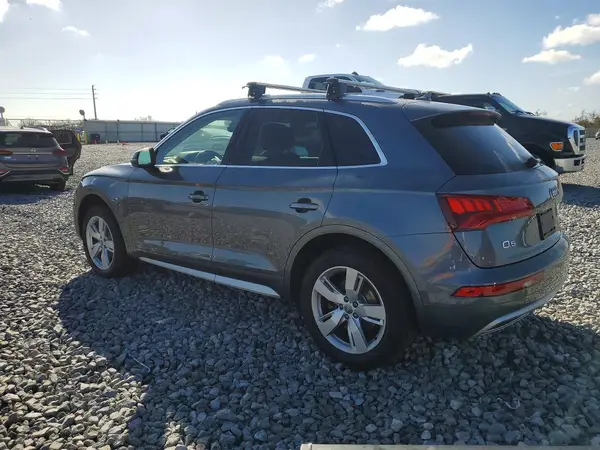 WA1BNAFY8K2099388 2019 AUDI Q5 - Image 2