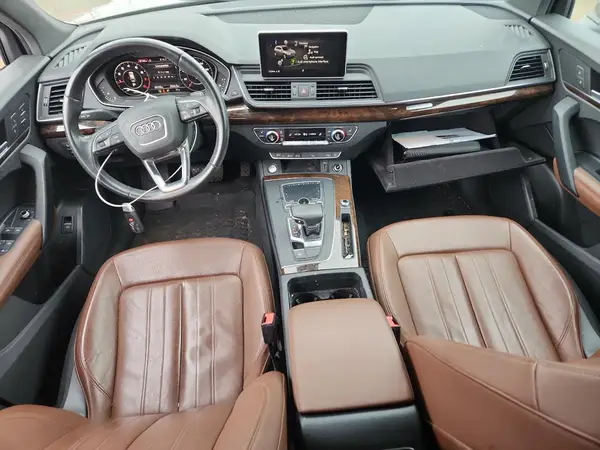 WA1BNAFY8K2100944 2019 AUDI Q5 - Image 8