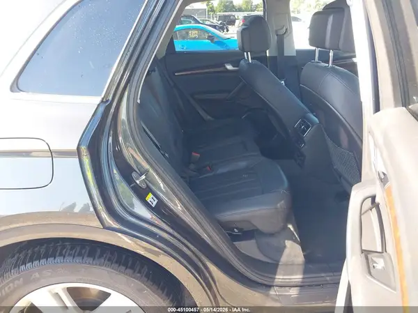 WA1BNAFY8K2112432 2019 AUDI Q5 - Image 8