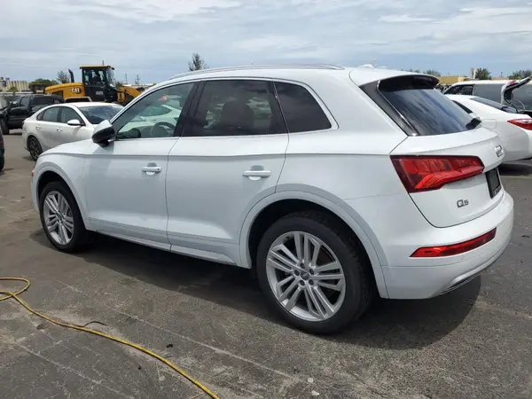 WA1BNAFY8K2120000 2019 AUDI Q5 - Image 2