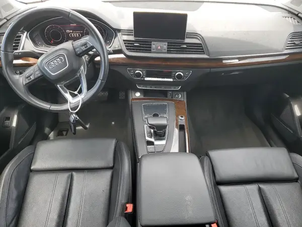WA1BNAFY8K2120000 2019 AUDI Q5 - Image 8