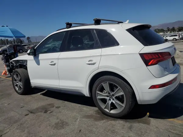 WA1BNAFY8K2124886 2019 AUDI Q5 - Image 2