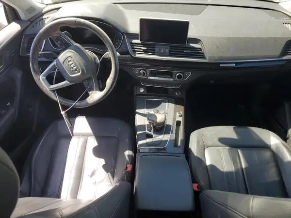 WA1BNAFY8K2124886 2019 AUDI Q5 - Image 8