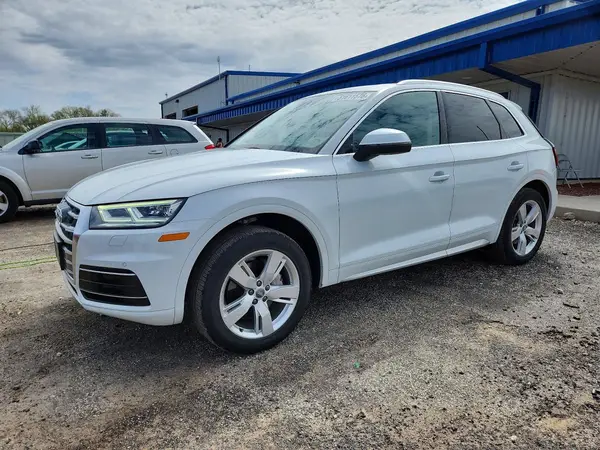 WA1BNAFY8K2126914 2019 AUDI Q5 - Image 1