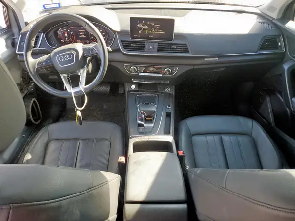 WA1BNAFY8K2133586 2019 AUDI Q5 - Image 8