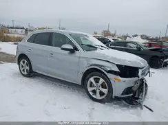 WA1BNAFY8K2139713 2019 AUDI Q5