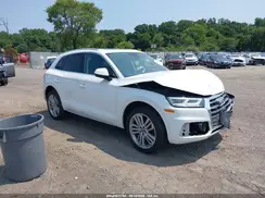 WA1BNAFY8L2028127 2020 AUDI Q5