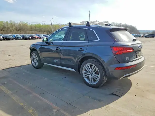 WA1BNAFY8L2028208 2020 AUDI Q5 - Image 2