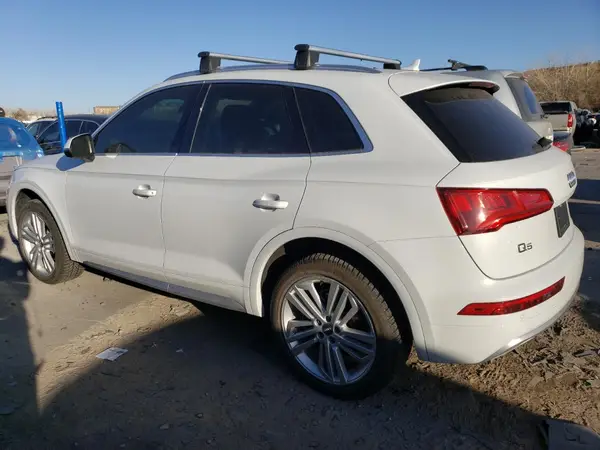 WA1BNAFY8L2029987 2020 AUDI Q5 - Image 2