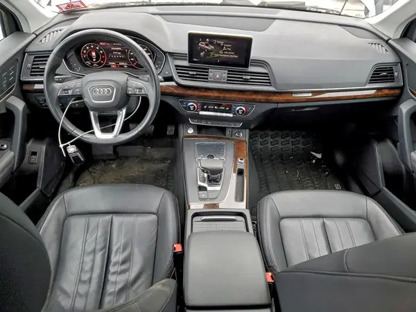 WA1BNAFY8L2029990 2020 AUDI Q5 - Image 8