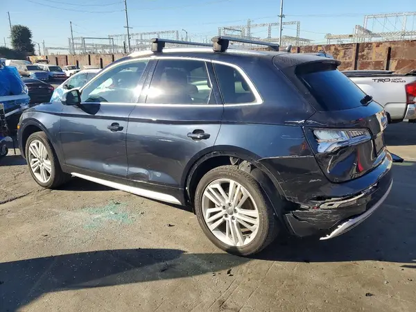 WA1BNAFY8L2038124 2020 AUDI Q5 - Image 2