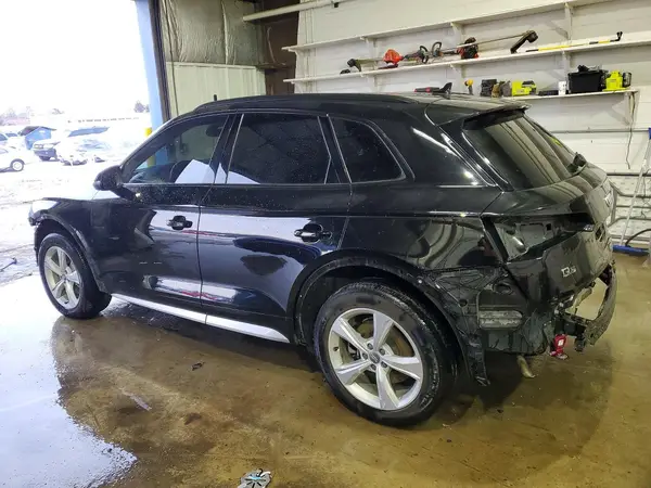 WA1BNAFY8L2073679 2020 AUDI Q5 - Image 2