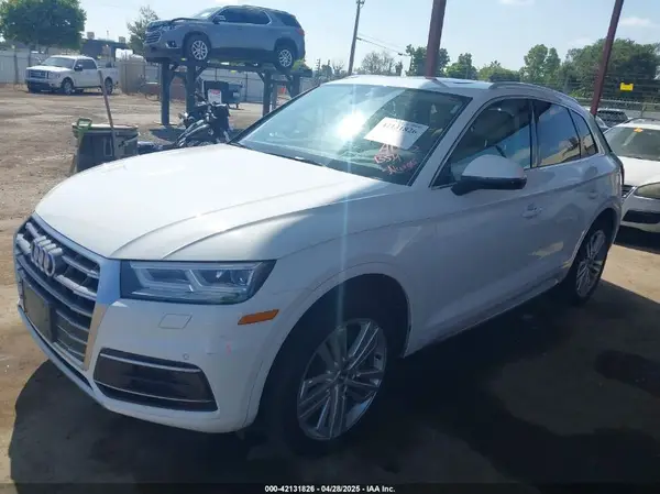 WA1BNAFY9J2002021 2018 AUDI Q5 - Image 2