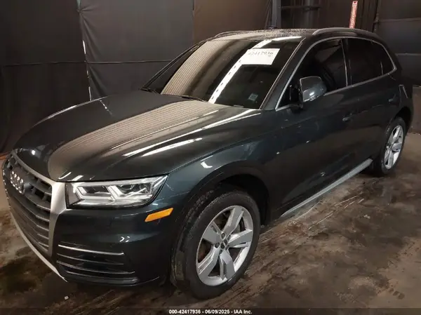 WA1BNAFY9J2005498 2018 AUDI Q5 - Image 2