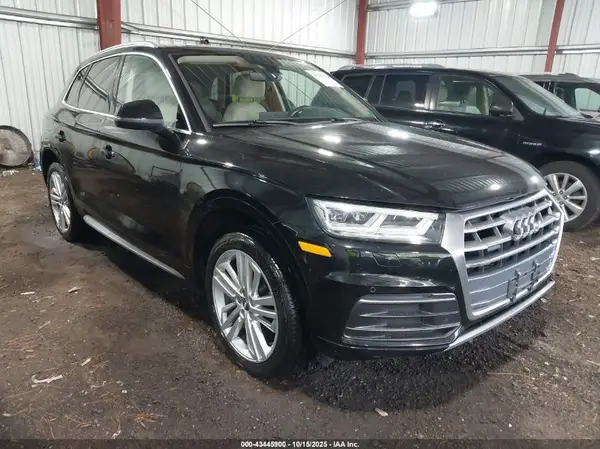 WA1BNAFY9J2011480 2018 AUDI Q5 - Image 1